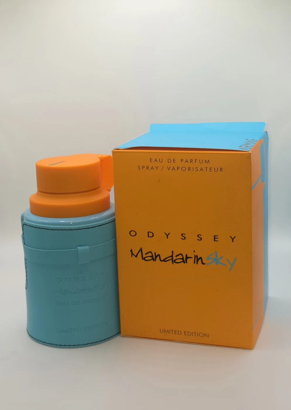 Armaf Odyssey Mandarin Sky fotografiado para Fragancias Paisano